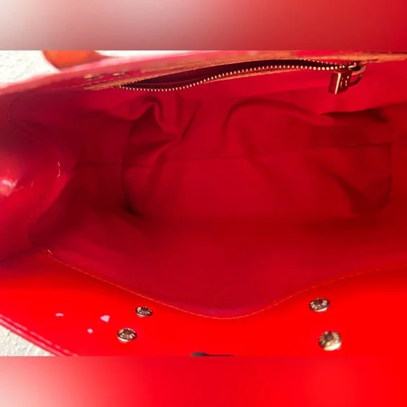 Louis Vuitton Vernis Reade PM Top Handle Bag - Picture 5 of 13
